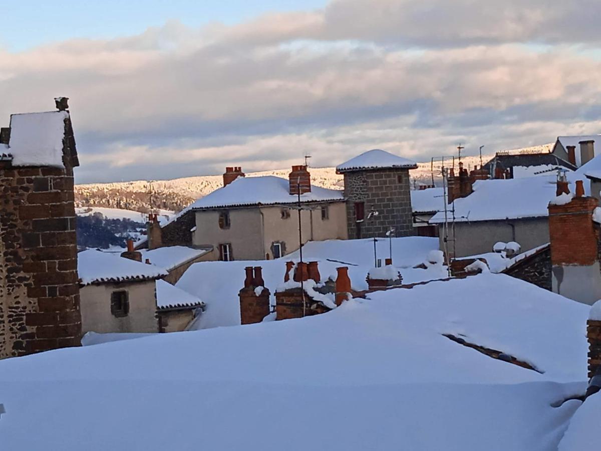 Duplex Centre Ville Saint-Flour  Dış mekan fotoğraf